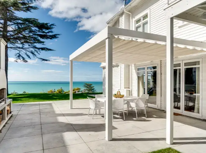 Douglas-Innovation-Outdoor-Patio-Roof-Solutions-Hastings-Napier-Hawkes-Bay