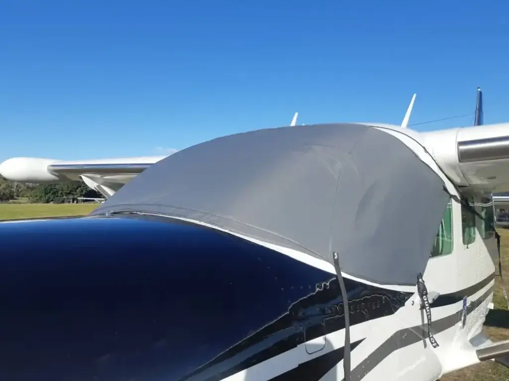 Douglas-Innovation-Hawkes-Bay-Aeroplane-Cover-Holdsworth