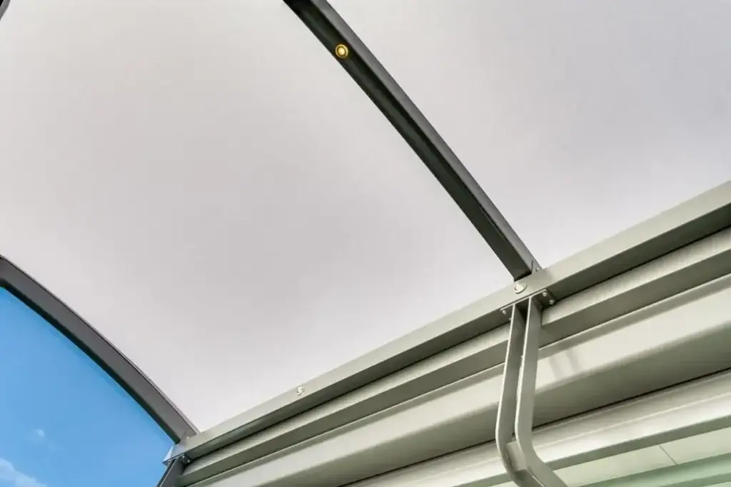 Douglas-Innovation-Hawkes-Bay-Outdoor-Living-Pergolas-Canopies-Archgola-Custom-Curved-Roof-Custom-Shade-Protection