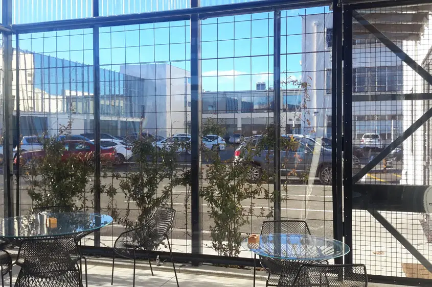 Commercial-Cafe-blinds