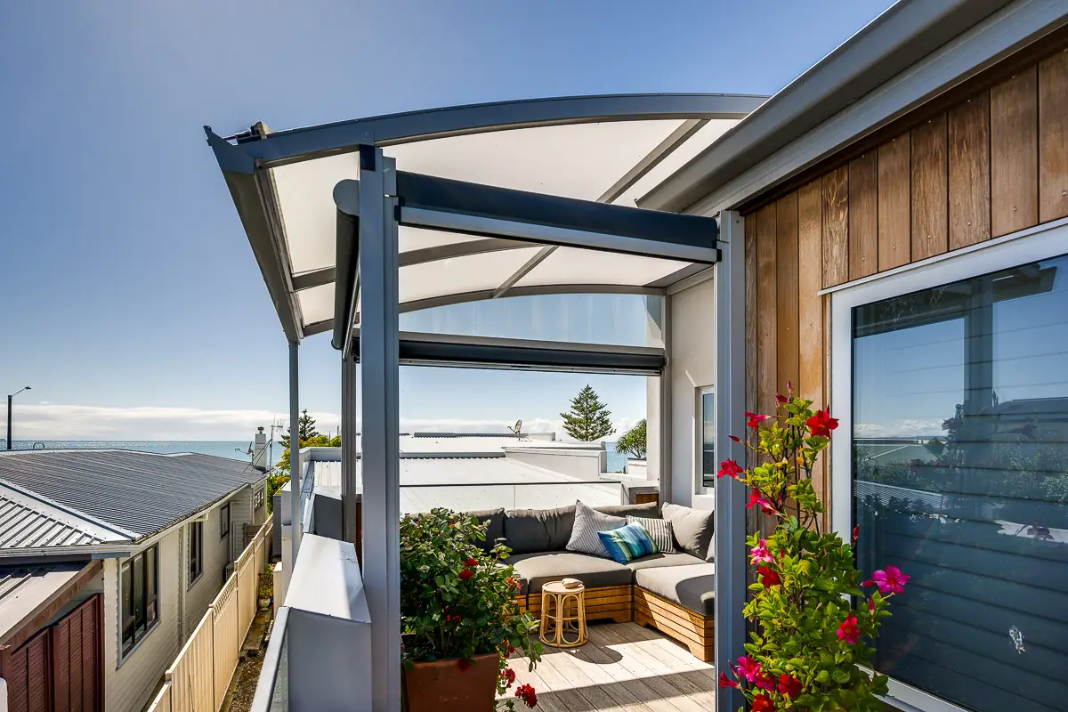 Douglas-Innovation-Textiles-Hawkes-Bay-Pergolas- Curved-Canopies-roofs