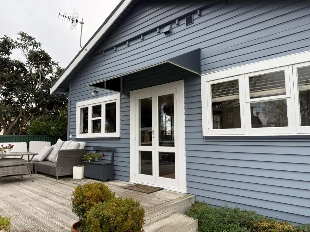 Douglas-Residential-Fixed-Frame-Awning